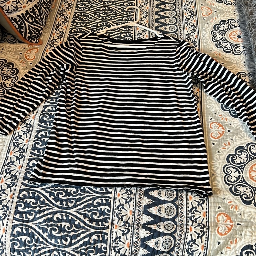 Old Navy 3/4 sleeve boatneck size medium